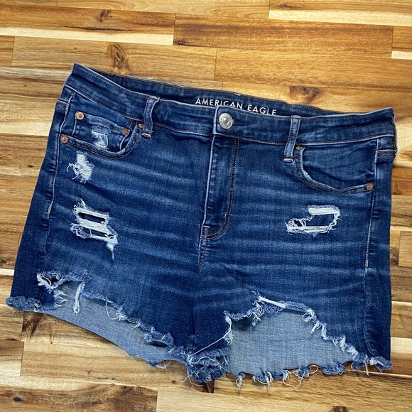 American Eagle Outfitters Pants - American Eagle MIDI Distressed Denim Shorts Women’s Size 14